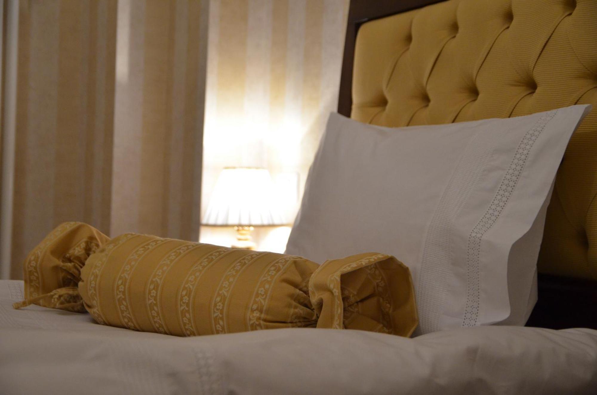 The Arlington Boutique Hotel Craiova Room photo